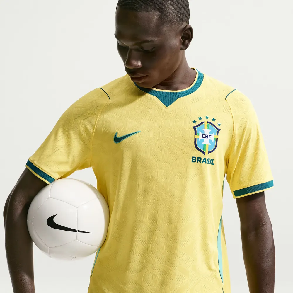 Camisa Brasil Jogador 1:1 · Tam. M